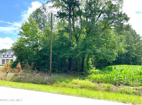 294 Springhill Rd, Maysville, NC, 28555-9130 | Card Image