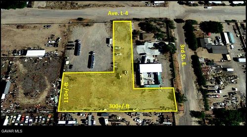 42555 3rd St E, Lancaster, CA, 93535-5116 | Card Image