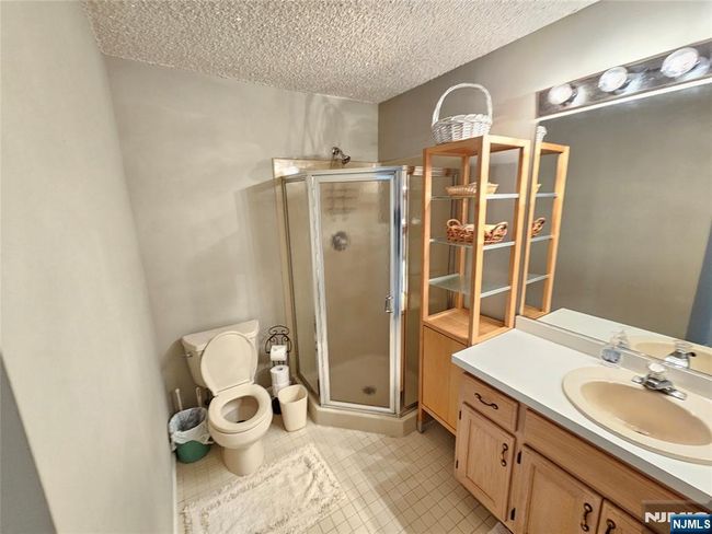 403 Heights Dr, Townhouse with 2 bedrooms, 3 bathrooms and null parking in Haledon NJ | Image 22