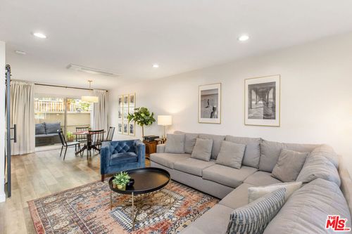 13-8025 Redlands St, Playa del Rey, CA, 90293-8031 | Card Image