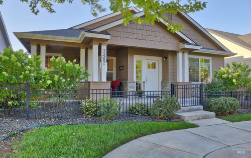 3482 N Lilyturf Ave, Meridian, ID, 83646-6751 | Card Image