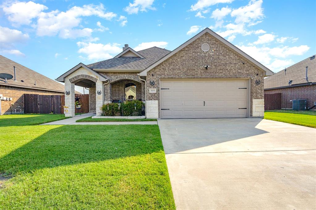 Meadowlark Ln, Royse City, TX 75189