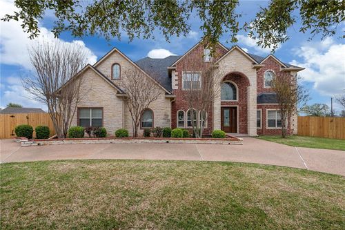 1040 Park Ridge Circle, McGregor, TX, 76657 | Card Image