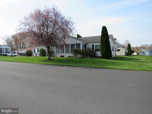 505 Goldenrod Xing W, NEW HOPE, PA, 18938-1529 | Card Image