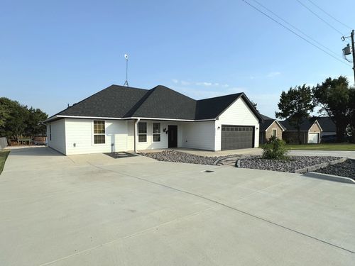 2813 Catfish Ct, Granbury, TX, 76048-6435 | Card Image