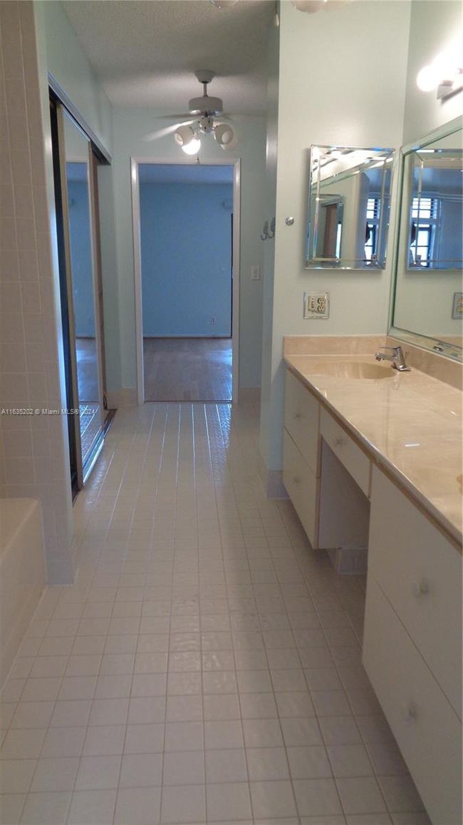 APT-102 - 7380 S Oriole Blvd, Condo with 3 bedrooms, 2 bathrooms and null parking in Delray Beach FL | Image 36