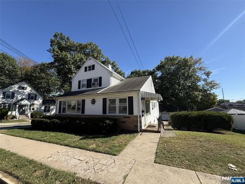 47 Hasbrouck Ave, Emerson, NJ, 07630-1843 | Card Image