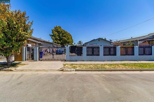 554 3rd St, Richmond, CA, 94801-2608 | Card Image