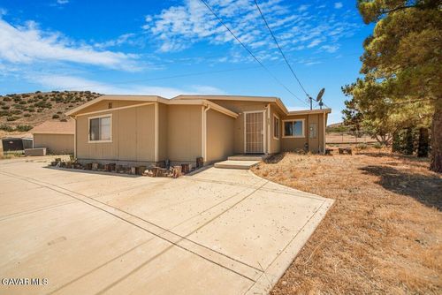 809 Berncastle Rd, Acton, CA, 93510-1401 | Card Image