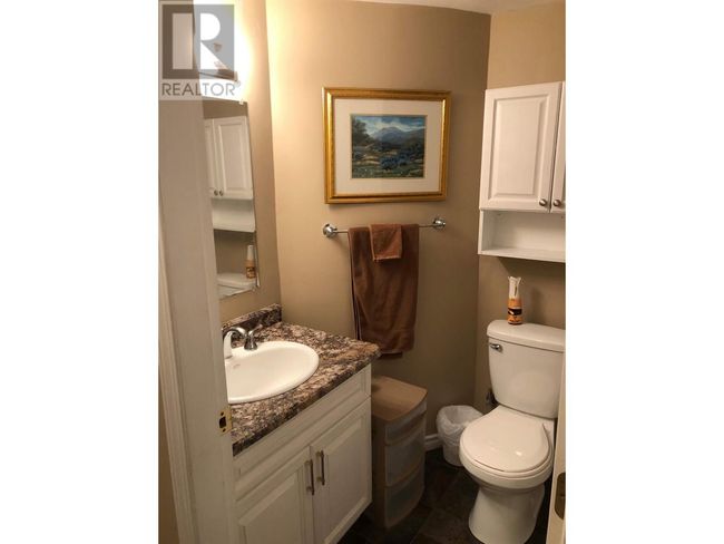 6655 Cosens Bay Rd, House other with 7 bedrooms, 5 bathrooms and 8 parking in Coldstream BC | Image 55
