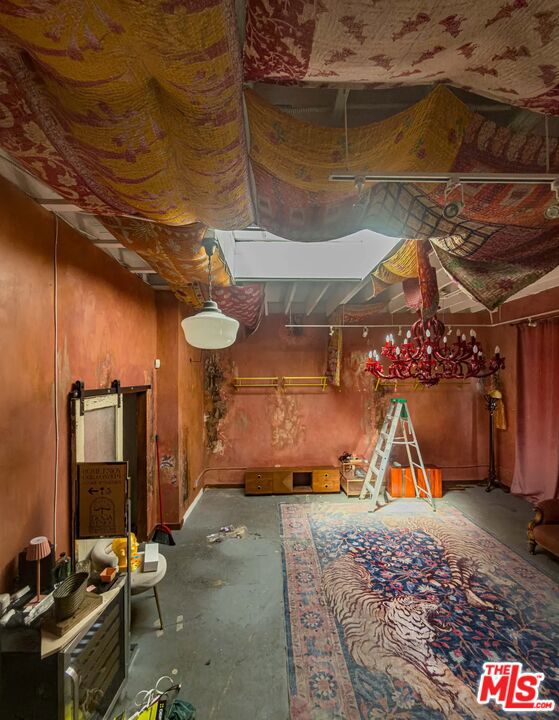 Commercial Lease in Venice 5