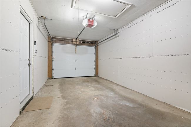 160 Sonnie Dr, House other with 3 bedrooms, 2 bathrooms and 6 parking in Crabtree PA | Image 20