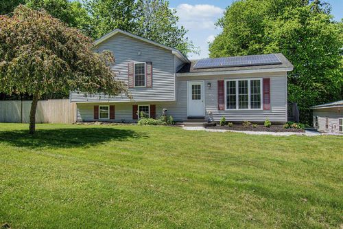 354 Old Stage Rd, Milton, VT, 05468-9798 | Card Image