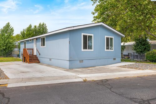 21 Nuclear Ln, Richland, WA, 99354-1719 | Card Image