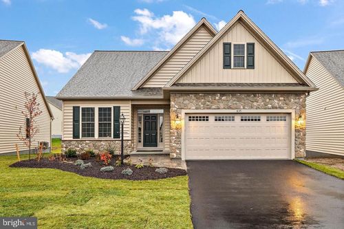 610 Greenbriar Path, COCHRANVILLE, PA, 19330-1010 | Card Image