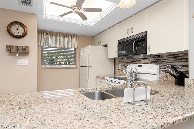 UNIT-410 - 8150 Summerlin Village Cir, Condo with 2 bedrooms, 2 bathrooms and null parking in FORT MYERS FL | Image 13