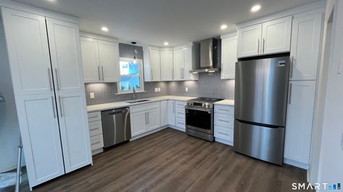 2-34 Keith St, Stamford, CT, 06902-7515 | Card Image