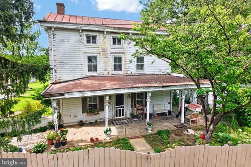 541 Byers Rd, CHESTER SPRINGS, PA, 19425-9509 | Card Image