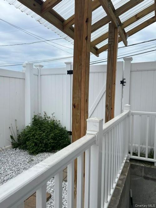 315 Cedar Ct, Copiague, NY, 11726-4823 | Card Image