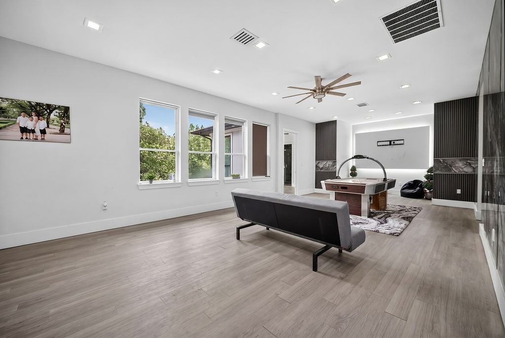 Residential in Cedar Hill 4