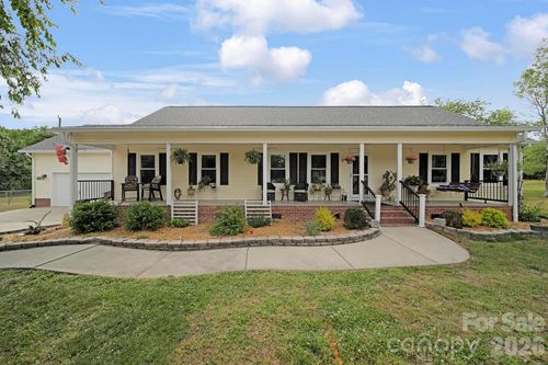 530 Calabash Rd, Clover, SC, 29710-9789 | Card Image
