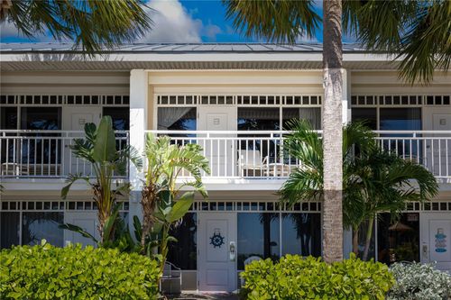204-611 Destiny Dr, RUSKIN, FL, 33570-3019 | Card Image