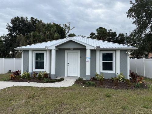 89 W Imogene St, ARCADIA, FL, 34266-4105 | Card Image