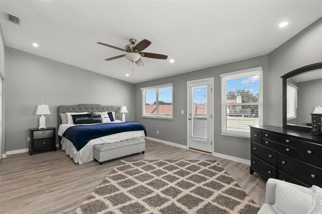 2376 Hanover Dr, Townhouse with 3 bedrooms, 3 bathrooms and null parking in DUNEDIN FL | Image 18