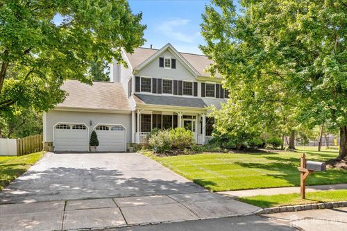 2 Foxhill Run, Monmouth Junction, NJ, 08852-2903 | Card Image