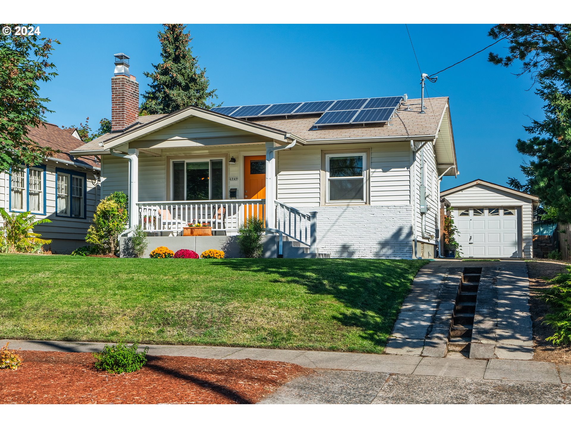 Stanton St, Portland, OR 97213