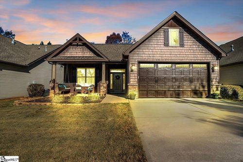 105 Runamo Way, Taylors, SC, 29687-5549 | Card Image