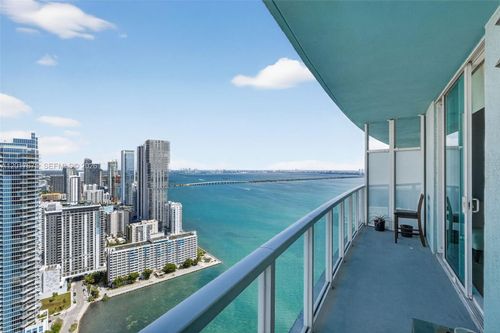 4606-1900 N Bayshore Dr, Miami, FL, 33132-3001 | Card Image