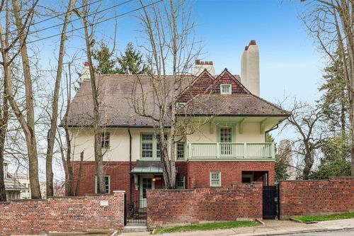 4352 Centre Ave, Pittsburgh, PA, 15213-1403 | Card Image