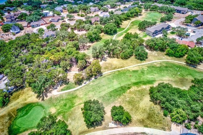 111 Comanche Pt, Townhouse with 3 bedrooms, 2 bathrooms and 2 parking in Point Venture TX | Image 29