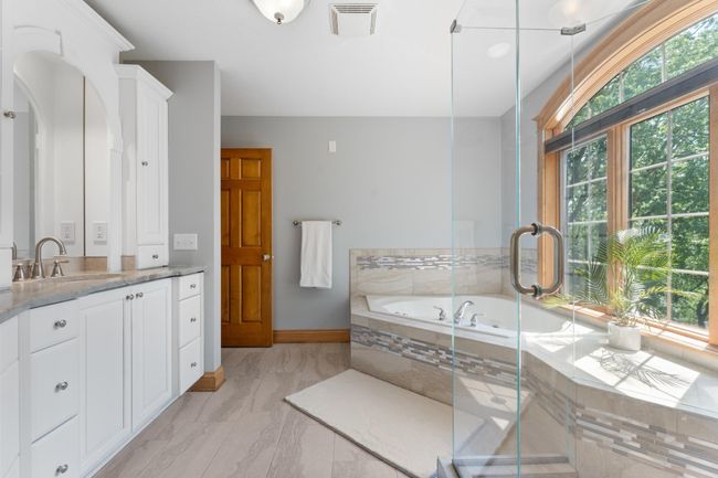Primary Suite | Image 38