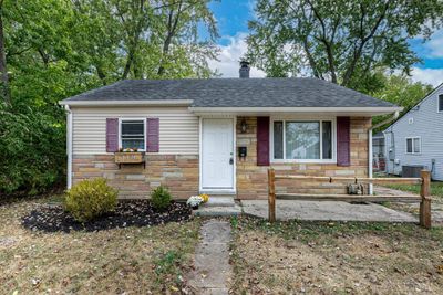 400 W Main St, House other with 2 bedrooms, 1 bathrooms and null parking in West Carrollton OH | Image 1