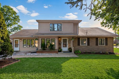 10715 Diversey Ave, Melrose Park, IL, 60164-1515 | Card Image