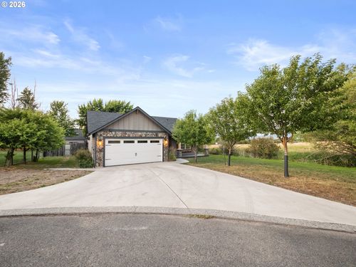2109 Scorpio Dr, La Grande, OR, 97850-3354 | Card Image