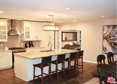 2814 W 108th St, Inglewood, CA, 90303 | Card Image