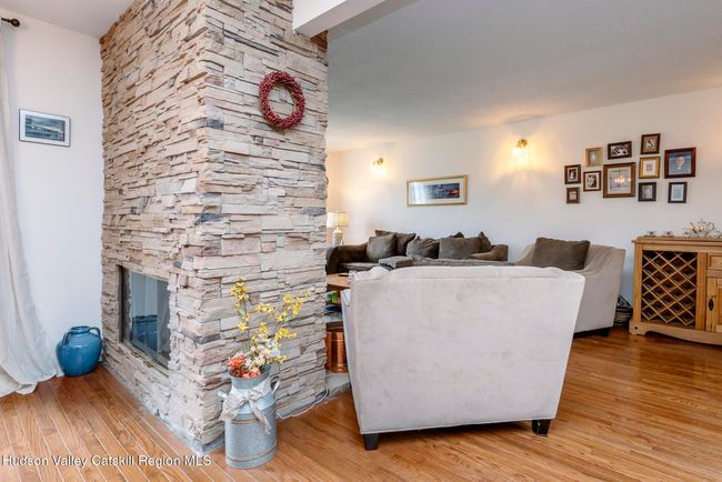 217 Aspen Ter, Townhouse with 2 bedrooms, 3 bathrooms and null parking in Poughkeepsie NY | Image 10