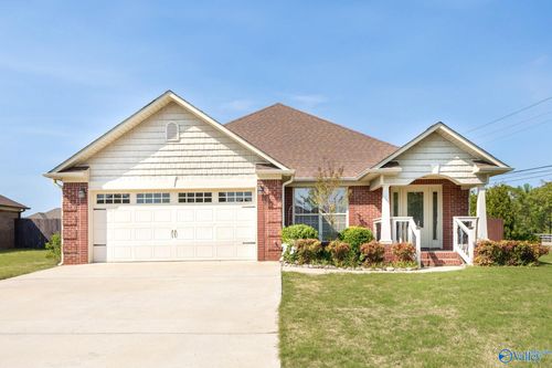 25382 Caldera Dr, Athens, AL, 35613-8349 | Card Image