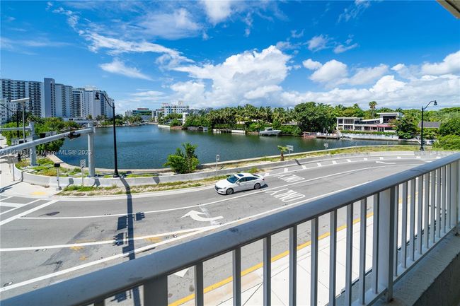 APT-308 - 2600 Collins Ave, Condo with 2 bedrooms, 4 bathrooms and null parking in Miami Beach FL | Image 19