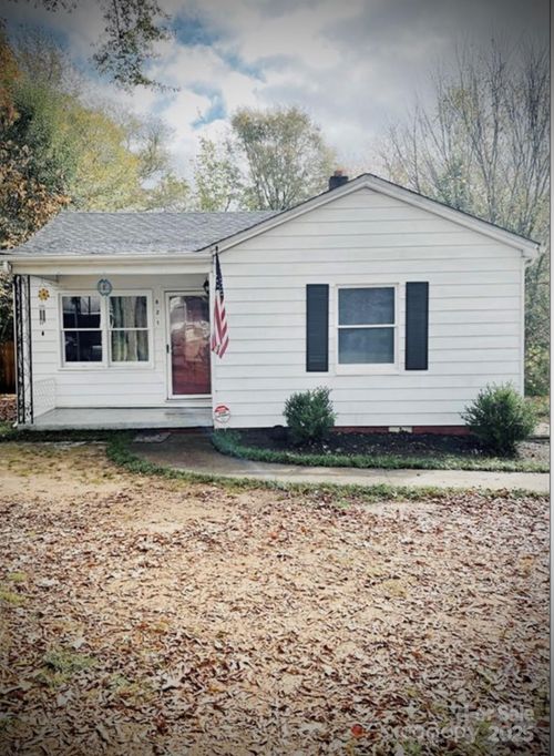 821 Hamrick St, Shelby, NC, 28152-6503 | Card Image