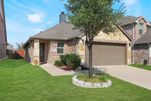 9808 Coyote Pass Trl, Mckinney, TX, 75071-6551 | Card Image