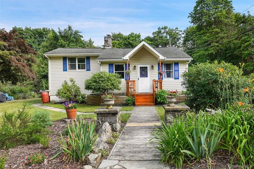 9 Starview Ave, Putnam Valley, NY, 10579-2022 | Card Image
