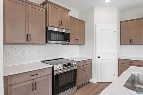 309 Keller Dr, Hazel Green, AL, 35750-5511 | Card Image