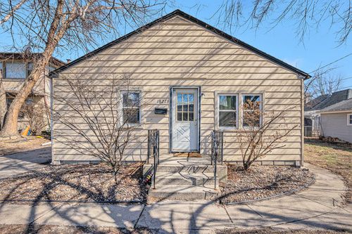 18273 Greenbay Avenue, Lansing, IL, 60438 | Card Image