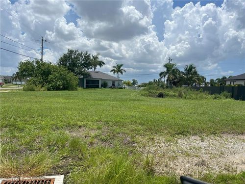 344 Ne 10th Ter, Cape Coral, FL, 33909-1320 | Card Image