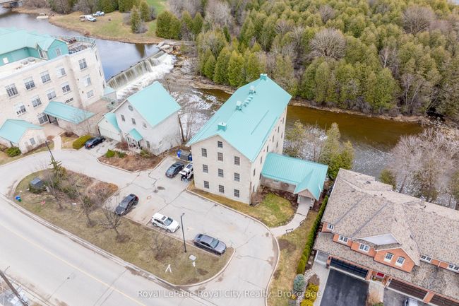 202 - 470 St Andrew St E, Condo with 2 bedrooms, 2 bathrooms and 1 parking in Fergus ON | Image 30