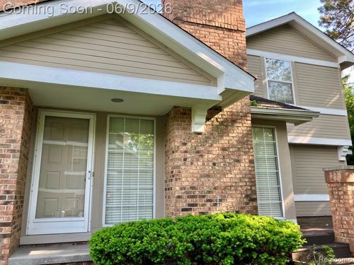 6623 Stoker Ct, West Bloomfield, MI, 48322-3454 | Card Image